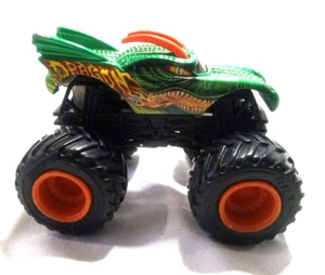 Hot Wheels Monster Jam Green Dragon Diecast Metal 4x4 Truck 1:64 Scale - Picture 1 of 7