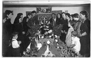 RPPC Religious Funeral Coffin Macabre Photo Dead Body Vintage Postcard - Picture 1 of 2