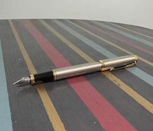 Parker IM Brush Metal Fountain Pen Gold Trim - Picture 1 of 15