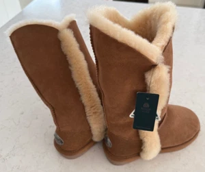 Emu sheepskin Ugg Boot W5 M4 EU 37 Sole 25cm NEW - Picture 1 of 3