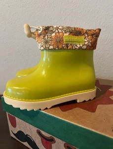 Mini Melissa Rain Boots III BB Size 9 Green Yellow - Picture 1 of 6