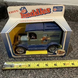 ERTL Dallas Cowboys NFL Huddles Bank 1983 Diecast 1913 Ford Model T NEW IN BOX - Picture 1 of 6