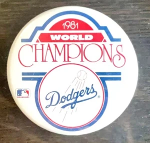 Vintage 3-1/2 inch 1981 Los Angeles Dodgers World Champions Pin Pinback MINT - Picture 1 of 3