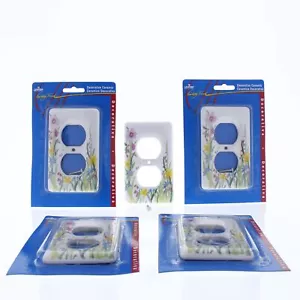 Leviton 89503-WFL WildFlower 1-Gang Duplex Ceramic Standard Wallplate Cover 5pcs - Picture 1 of 7
