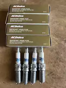 Genuine GM ACDelco RAPIDFIRE Platinum Spark Plugs #17 Set Of 4 - Picture 1 of 1