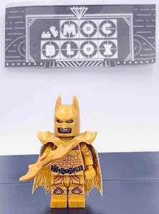 #0000-R - Batman (Gold Suit) - Bild 1 von 2