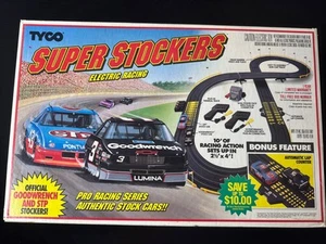 Juego de carreras modelo TYCO Super Stocker 1992 Earnhardt #3 Petty #43 raro sellado BELLEZA - Imagen 1 de 18