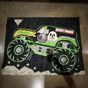 Alfombra Grave Digger Monster Jam Grave Digger Lage Room Acent 54"X40" 100 % algodón - Imagen 1 de 7