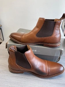 Bota Chelsea Stacy Adams Para Hombres Maury Puntera Cuero Chocolate Talla 9.5M Defectuosa - Imagen 1 de 4