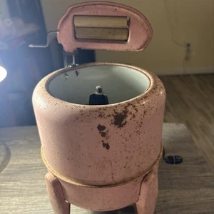 🐸VTG Toy Metal Pink Washer Washing Machine Wolverine Deluxe w/ Wringer No Box - Picture 1 of 7