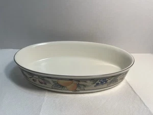 Mikasa Intaglio Golden Harvest CAC29 10 1/4 Inch Oval Baker EUC. 1185 - Picture 1 of 5