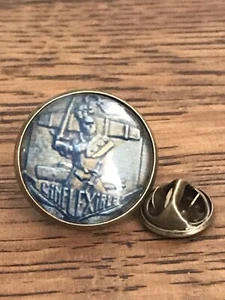 GROS PIN'S 2cm ASPECT BRONZE Marine Sous Marin L’inflexible - Picture 1 of 1