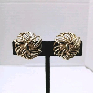 Vintage Coro Clip Earrings Silver Tone Swirl Burst - Picture 1 of 7