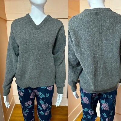 Suéter vintage de lana de cordero marca Gap cuello cable cuello en V talla M/L Foto 1 de 4