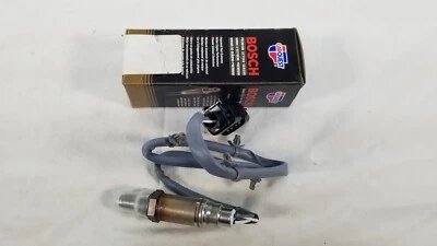 NEW CarQuest Bosch Oxygen Sensor 15967 75-2704 2000-2001 Nissan Sentra - Image 1 of 2