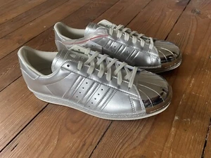 Adidas Superstar 80s Metallic PAC Metal Toe Silver/Silver 38 2/3 - Bild 1 von 4