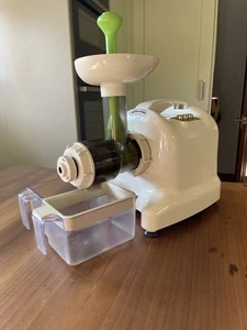 Matstone Masticating Juicer. Heavy duty Slow processor for maximum extraction. - Picture 1 of 5
