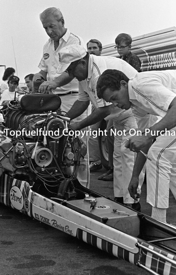 Foto de Don Snake Prudhomme Lou Baney Ed Pink Shelby Supersnake 1967 8x12 NHRA Foto 1 de 1