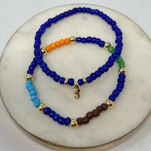 NEU Set 2 Perlen Seepferdchen blau Handarbeit elastische Armbänder - Bild 1 von 3