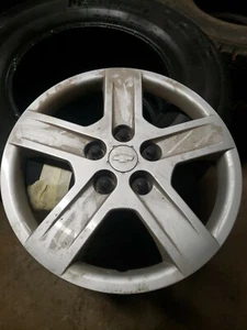 2005 2006 Chevrolet Equinox Wheel Cover Hubcap P/N 9595563  - Picture 1 of 3