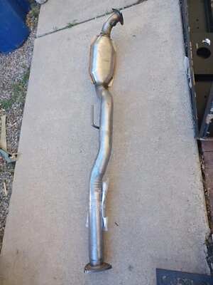 Convertidor catalítico CATCO 9875 ajuste directo Chevrolet Express 3500 2006-10 derecho  Foto 1 de 4