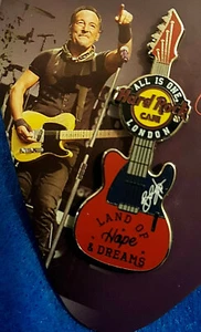 LONDON BRUCE SPRINGSTEEN SIG SERIES 36 GUITAR HOPE DREAMS Hard Rock Cafe PIN LE - Picture 1 of 1
