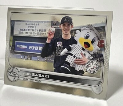 Roki Sasaki 2022 Topps Chrome NPB #80 Chiba Lotte Marines Los Angeles Dodgers - Image 1 of 4