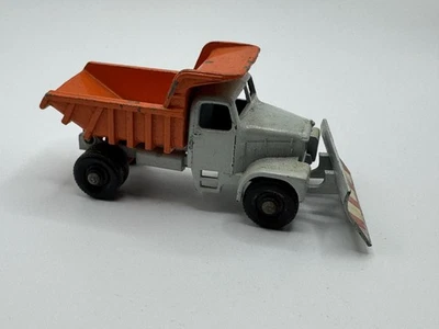VINTAGE MATCHBOX LESNEY SCAMMELL SNOW PLOUGH NO 16 DIECAST TRUCK MADE ENGLAND - Image 1 of 4