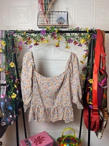 New Look Daisy Print Peplum Top Size 16 | Excellent Condition - Picture 1 of 7