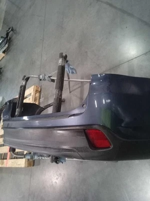 2015 Toyota Highlander Blue Bumper Assembly OEM 456504 4DR SUV 122K Miles - Imagem 1 de 4