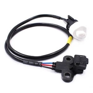 MITSUBISHI Genuine Aspire Diamante Engine Crank Angle Sensor MD303088 - Picture 1 of 2