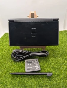 Nintendo DS lite Onyx Black Console + R4 Game + Charger Complete Bundle Tested  - Picture 1 of 8
