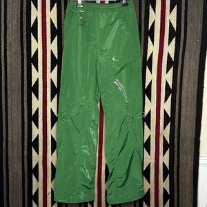 Nike Off White Mc Trainingshose Gr. XS Neu mit Etikett Grün 2018 Nike Trainingshose  - Bild 1 von 10