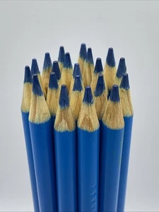 (20) Crayola Colored Pencils  (cerulean) BULK - Picture 1 of 3