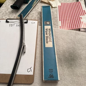 NOS GM 16" WIPER BLADE 1961 - 1965 Oldsmobile P/N 3941969 Gr. 10.146 - Picture 1 of 6