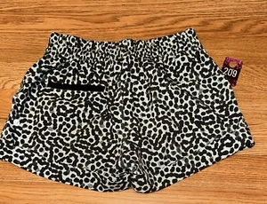 LULULEMON Short PLAY ALL DAY SHORTS 3’’ Unlined Polka Dot Woman’s 4 - Picture 1 of 4