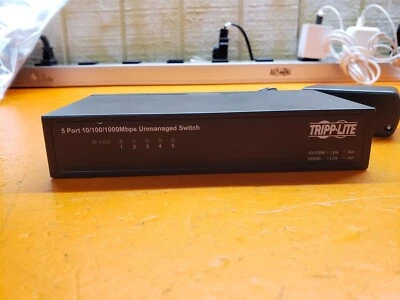⭐️⭐️⭐️⭐️⭐️ Tripp-Lite NG5 5 Port 10/100/1000Mbps Unmanaged Switch w Power Cord - Image 1 of 4