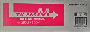 Original Kyocera TK-865 M - Toner Cartridge, Magenta, 250ci, 300ci, TK865 M, OVP - Afbeelding 1 van 5