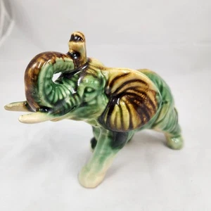 Vintage Keramik Elefant Figur grün und braun Rüssel hoch Viel Glück - Bild 1 von 12