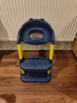Kids Toilet Training Seat with Ladder - Foldable Step-Up Potty Chair - Image 1 of 4