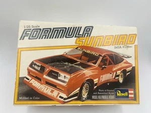 Revell H-1347 Formula Pontiac Sunbird IMSA 1/25 boxed, not assembled 1978 - Imagen 1 de 7