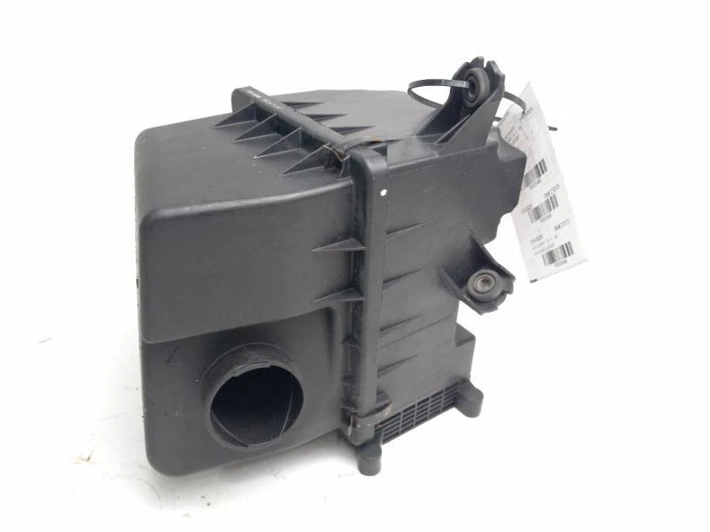 2009-2010 HYUNDAI SONATA GLS AIR INTAKE CLEANER - Image 1 of 4