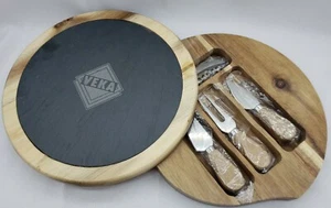 VEKA Käse Schneidebrett aus Holz und Schiefer mit Werkzeug; Flaschenöffner, Messer, Gabel - Bild 1 von 9