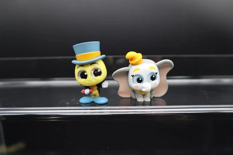 Disney Doorables - Ultimate Mega Peek Collection - Lot of 2 Cover