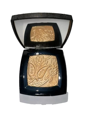 Pó iluminador Routes des Indes de Chanel - Imagem 1 de 4