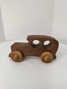 Holz geschnitzte Auto Rollräder - Bild 1 von 8