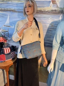 Lidia's Bags Umhängetasche gesteppt Denim Blumen bestickt blau 0048 - Bild 1 von 5