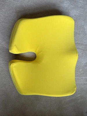 Cojín de asiento de alivio de presión patentado Cushion Lab Foto 1 de 4