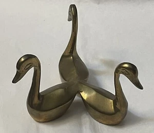 Rare Vintage Brass Three Swan Raised Trivet Decor Figurine / Small Plant Holder - Picture 1 of 7