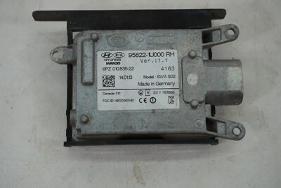 Módulo de radar sensor de alerta de punto ciego para pasajeros Kia Sorento 2014-2015 958221U000 Foto 1 de 4